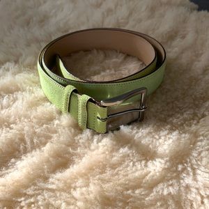 Like New Paul Fredrick Genuine Leather Made in Italy size 36 mint Green color